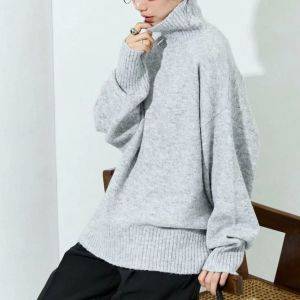 【2026年】スッキリ見えるのにあったかいタートルネック「窮屈じゃない」「最高の着心地」