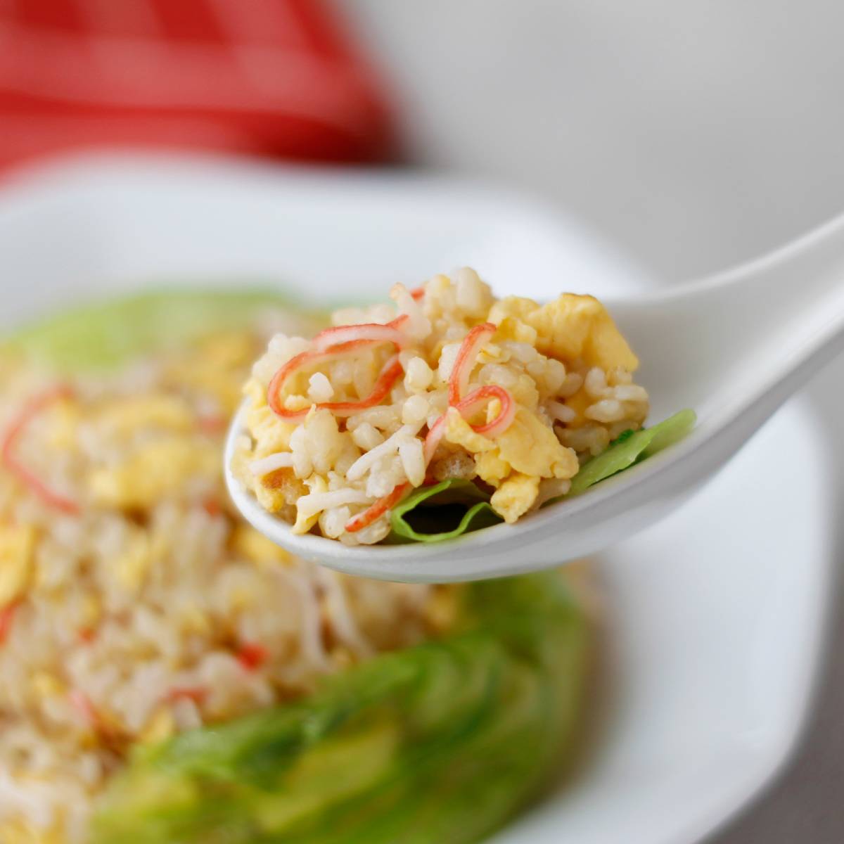 いちまさ公式の「玄米とカニかまのレタスチャーハン」のレシピ