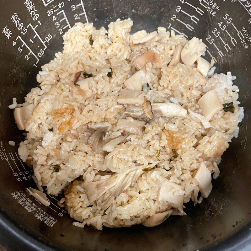 永谷園公式の「松茸風味のきのこごはん(エリンギ使用)」のレシピ