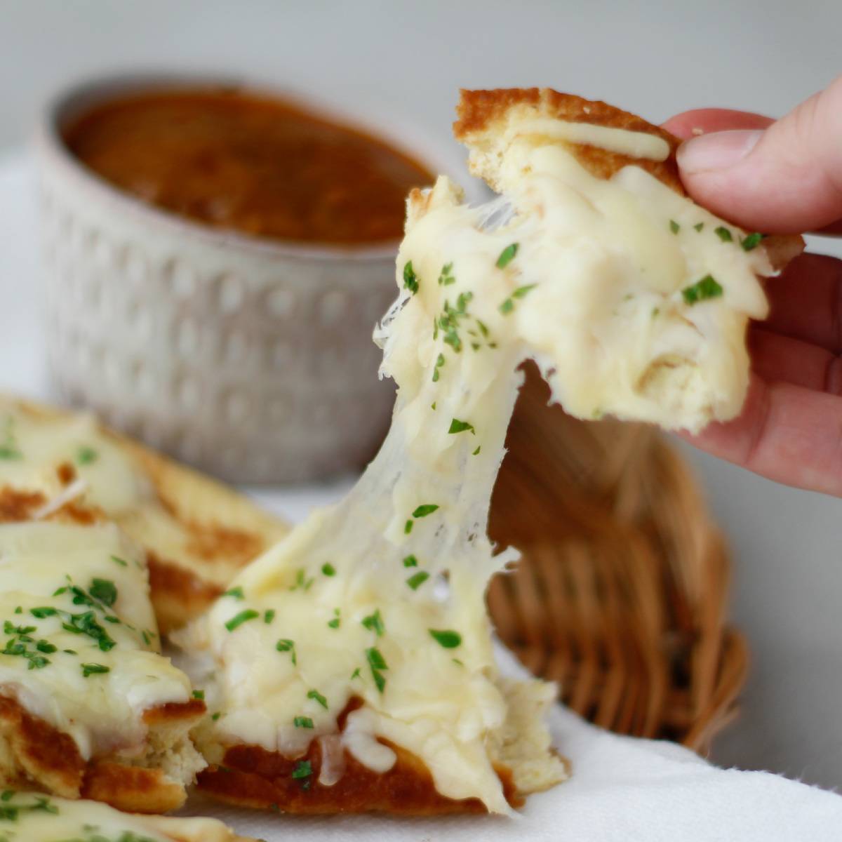 森永公式の「ホットケーキミックスで簡単ナン」のレシピ