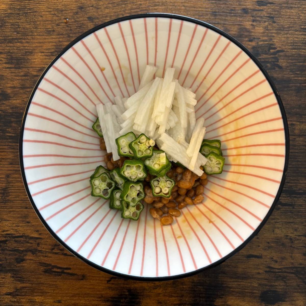 タカノフーズ公式の「長いもサクサク納豆」のレシピ