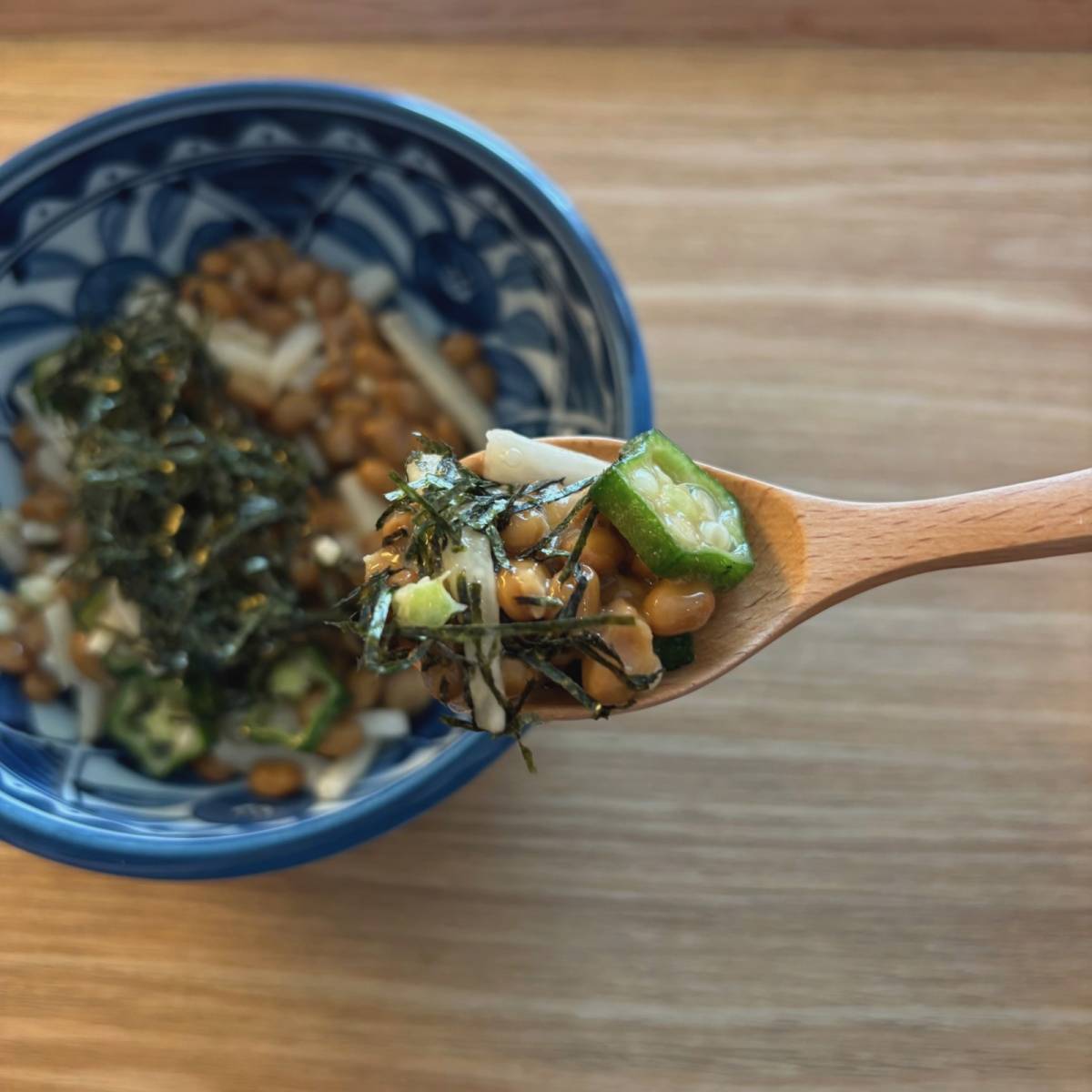 タカノフーズ公式の「長いもサクサク納豆」のレシピ