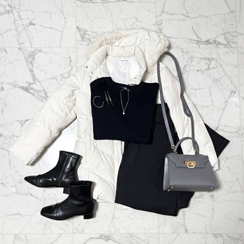 UNIQLOスムースコットンクルーネックセーターコーデ