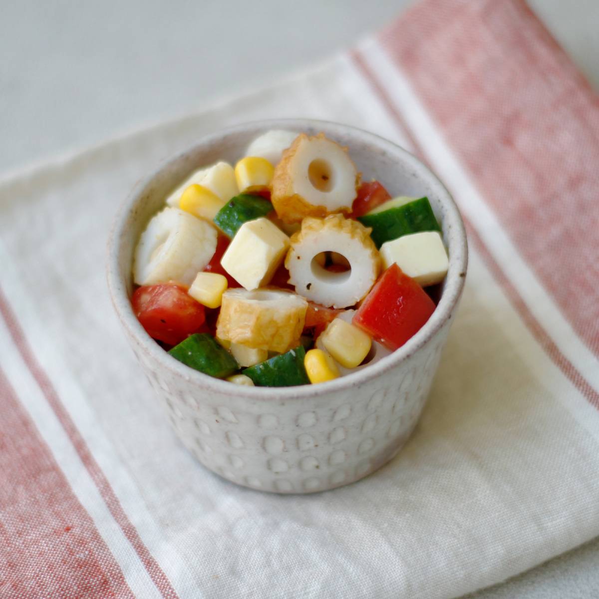 ニッスイ公式の「活ちくわのイタリアンサラダ」のレシピ