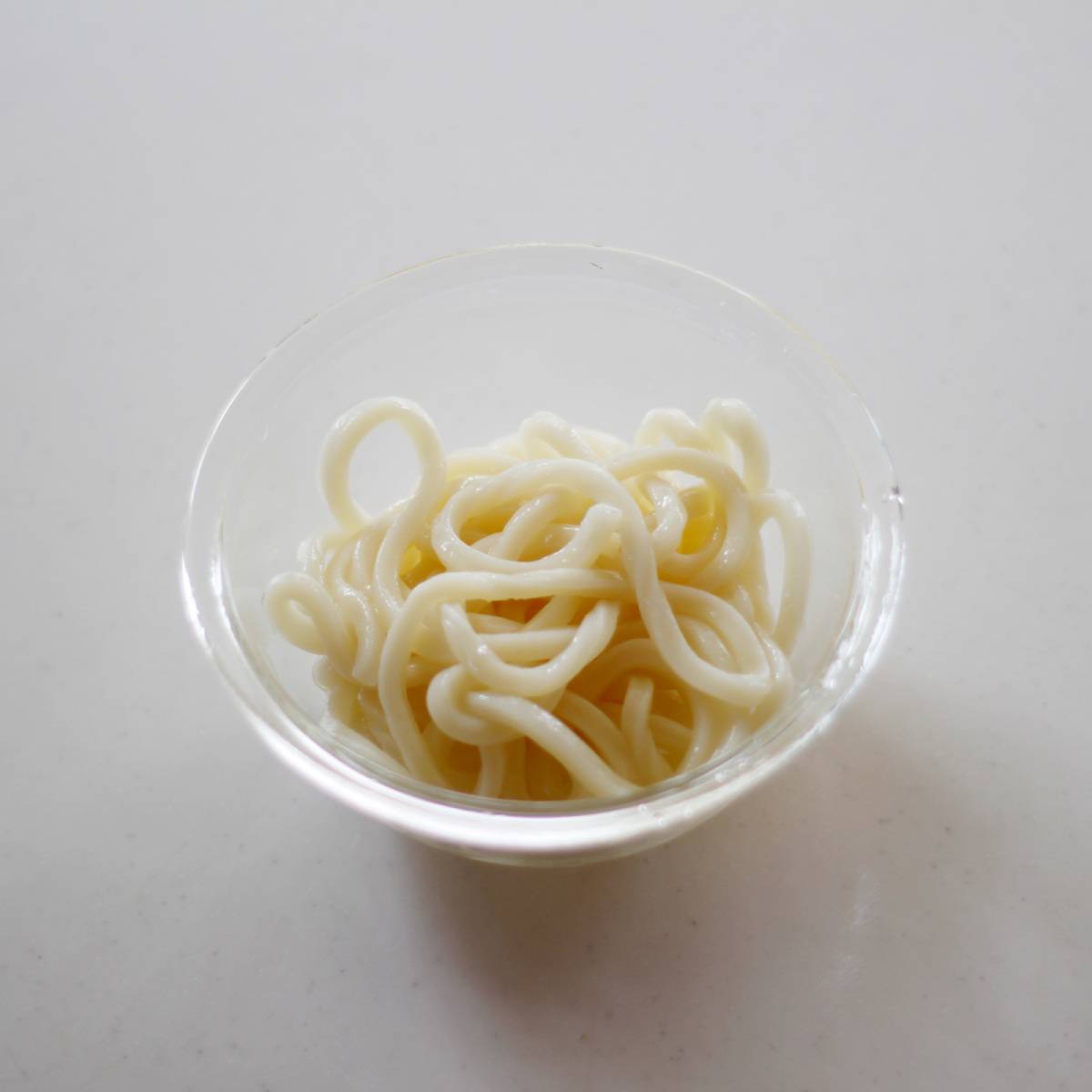 テーブルマーク公式の「のり佃煮のぶっかけうどん」のレシピ