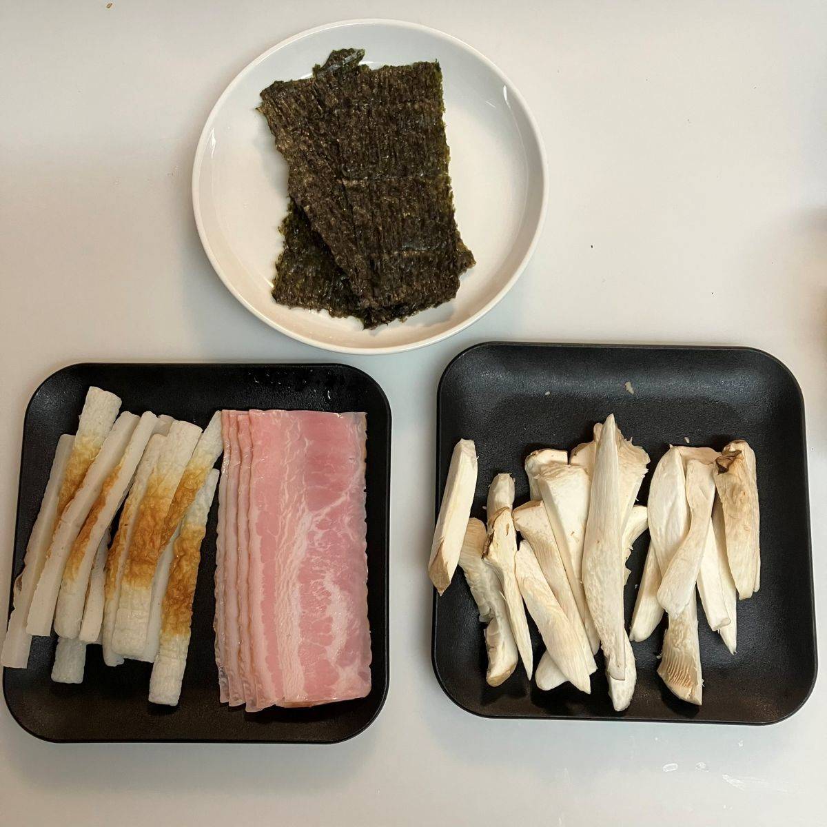 ニッスイ公式の「活ちくわとエリンギのベーコン巻き」のレシピ