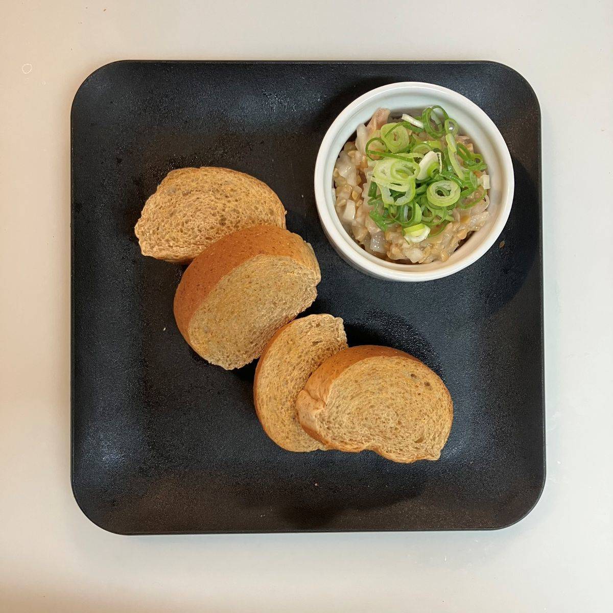 タカノフーズ公式の「納豆ディップソース」のレシピ