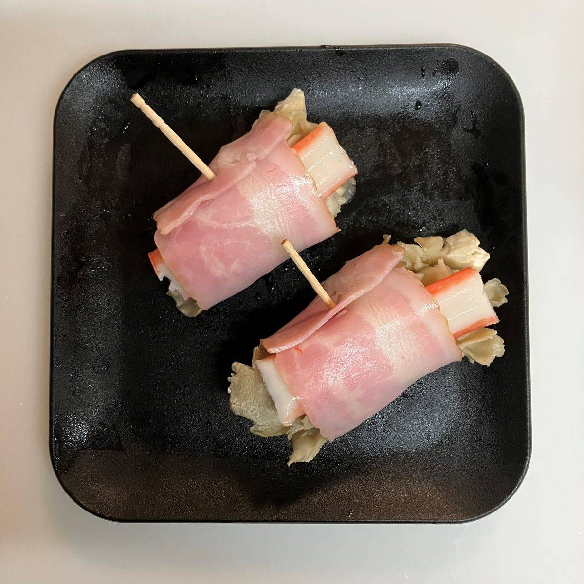 いちまさ公式の「まいたけとカニかまのベーコン巻き」のレシピ