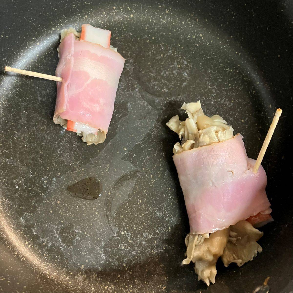 いちまさ公式の「まいたけとカニかまのベーコン巻き」のレシピ