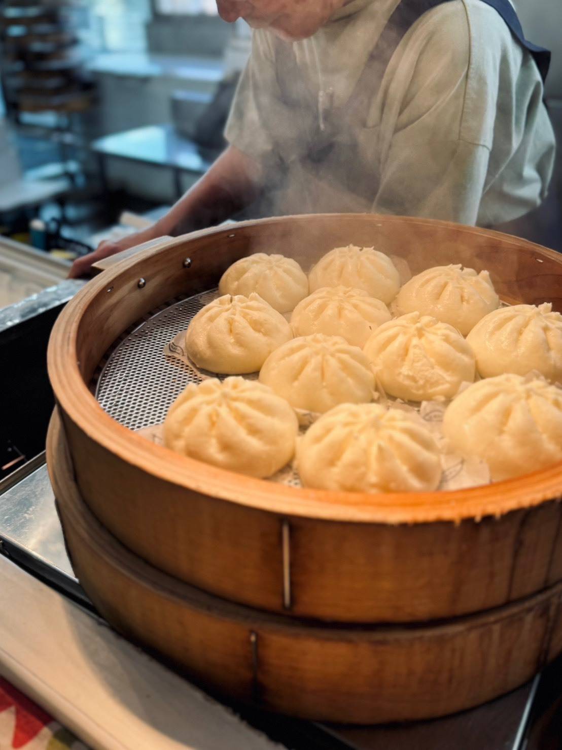 うらりマルシェの肉まん