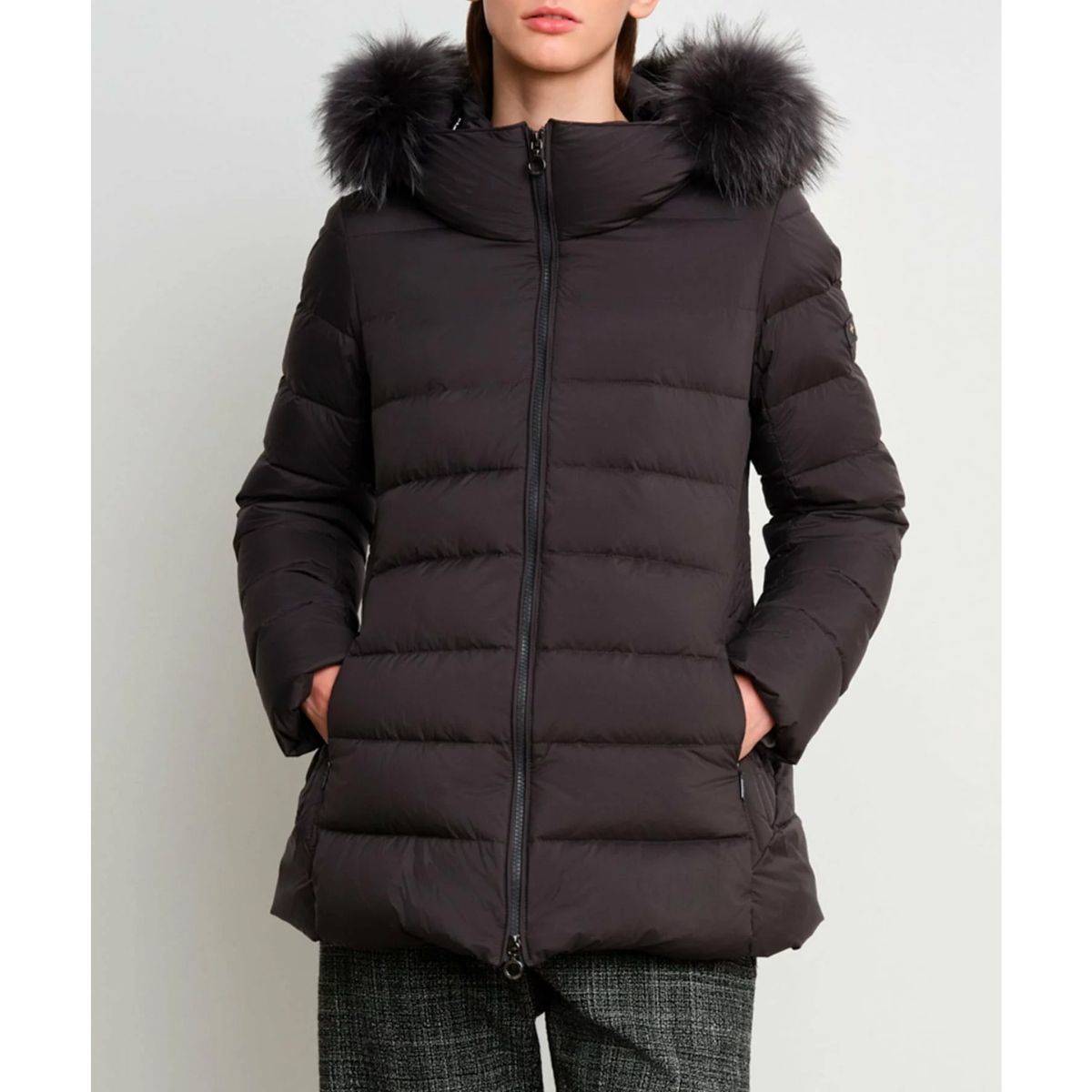 ダウンジャケット人気ブランドおすすめ TATRAS VARENA ダウンジャケット