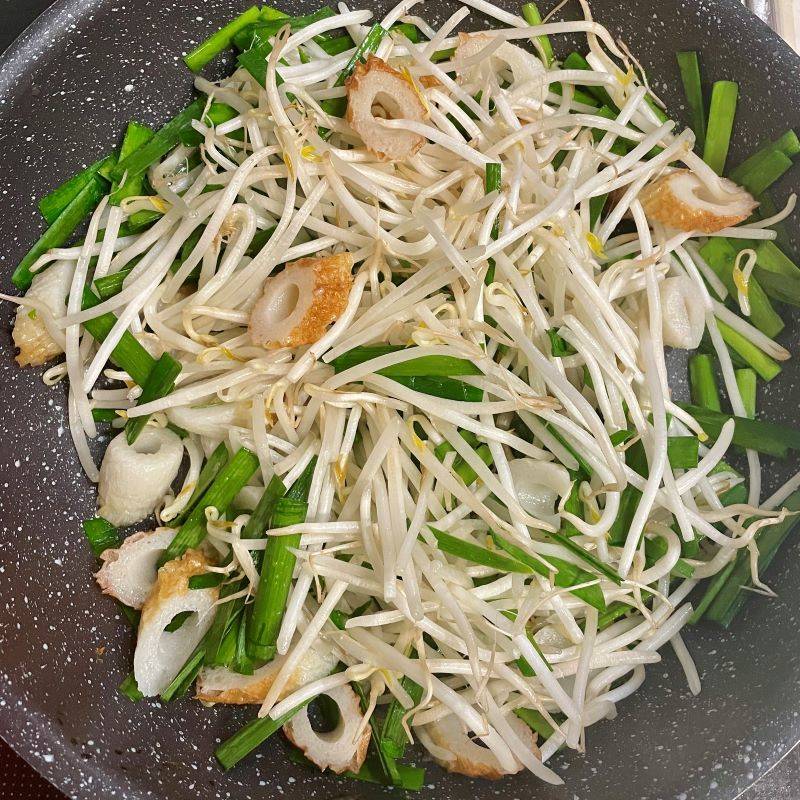 ニッスイ公式の「活ちくわのちゃちゃっと丼」のレシピ