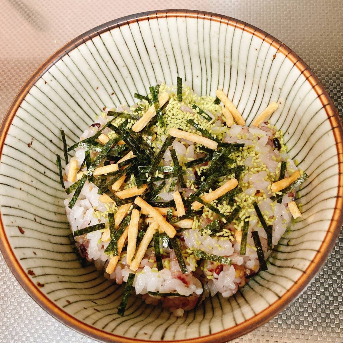 永谷園公式の「肉味噌茶づけ」のレシピ