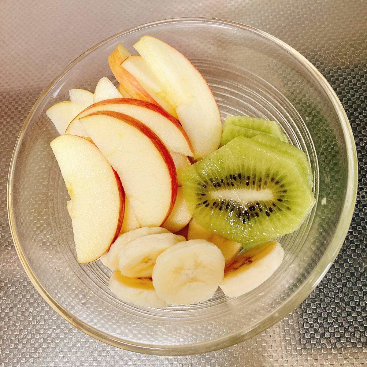 森永公式の「ミックスフルーツホットケーキ」のレシピ