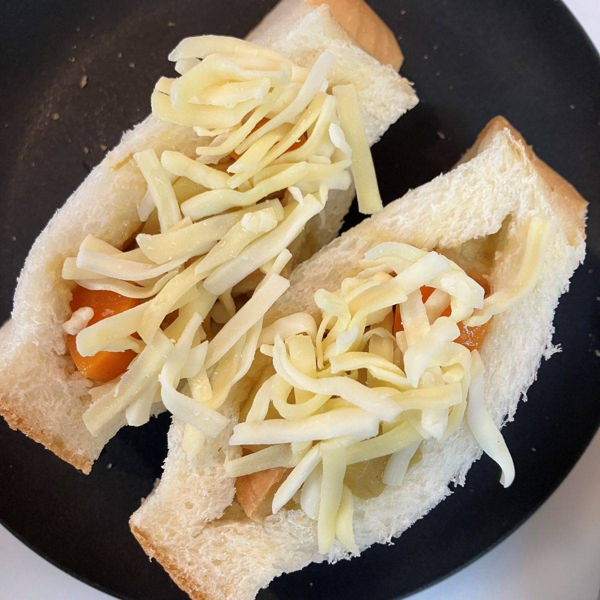 ヤマザキ公式の「カレーグラタン風ポケットサンド」のレシピ