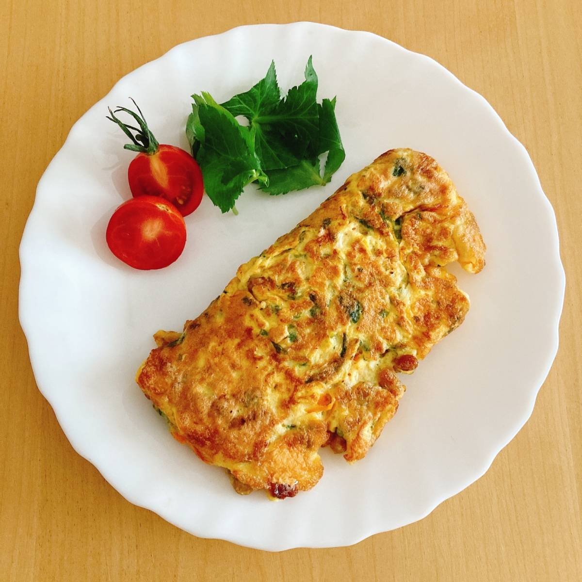 タカノフーズ公式の「まぜまぜ納豆オムレツ」のレシピ