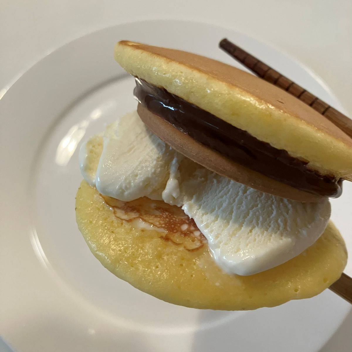 森永公式の「ホットケーキとマリーのミルフィーユ風サンド」のレシピ