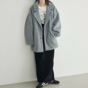 コート×スニーカーはダサい？大人のきれいめカジュアルコーデの注意点12