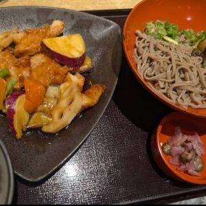 商業施設でランチに迷ったらココ！キッズメニューもある人気の和食店