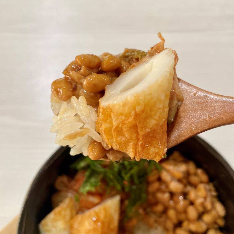 ニッスイ公式の「活ちくわのキムチ納豆」のレシピ