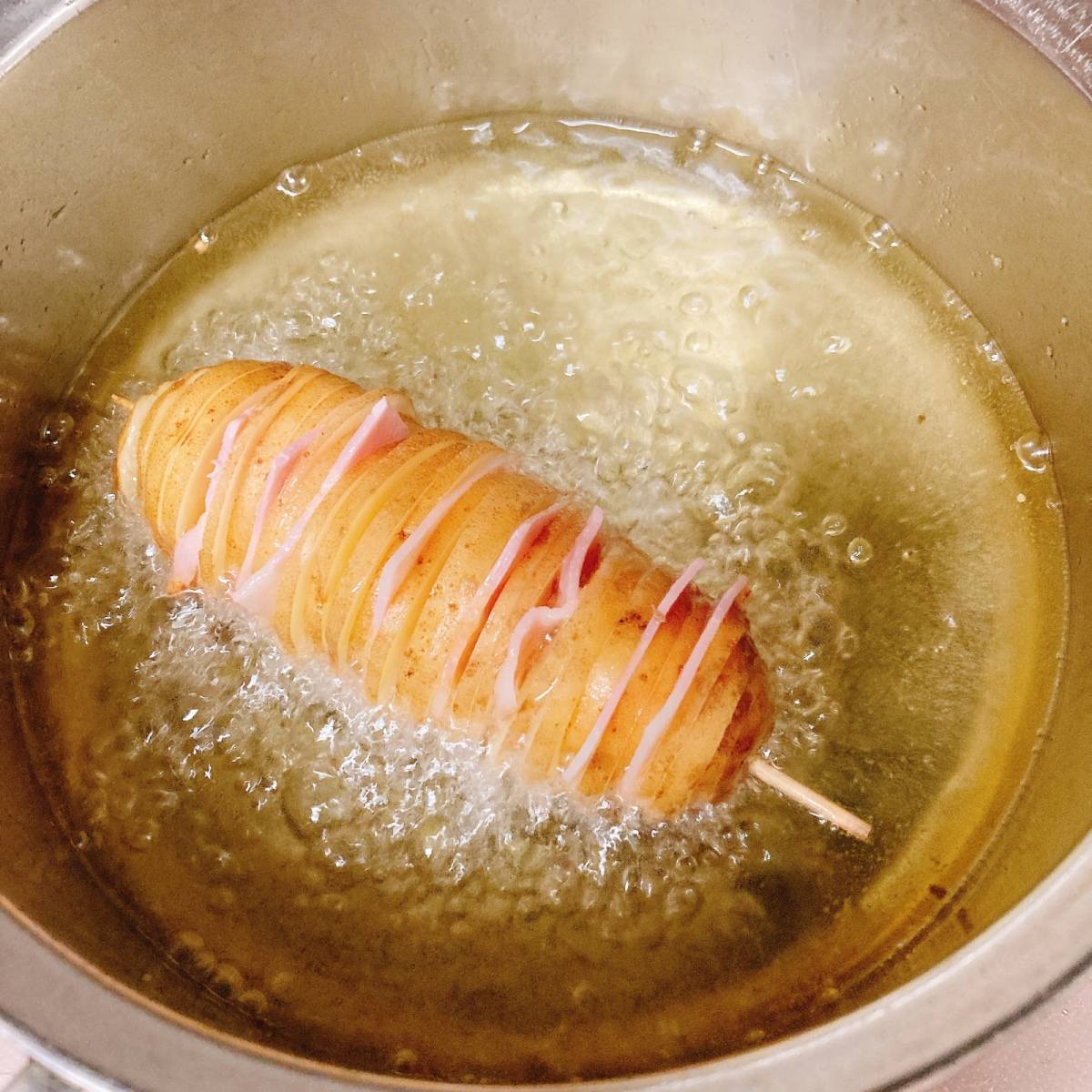 JAグループ公式の「”トルネードポテト” 屋台の味を簡単・激安で作る♪」のレシピ