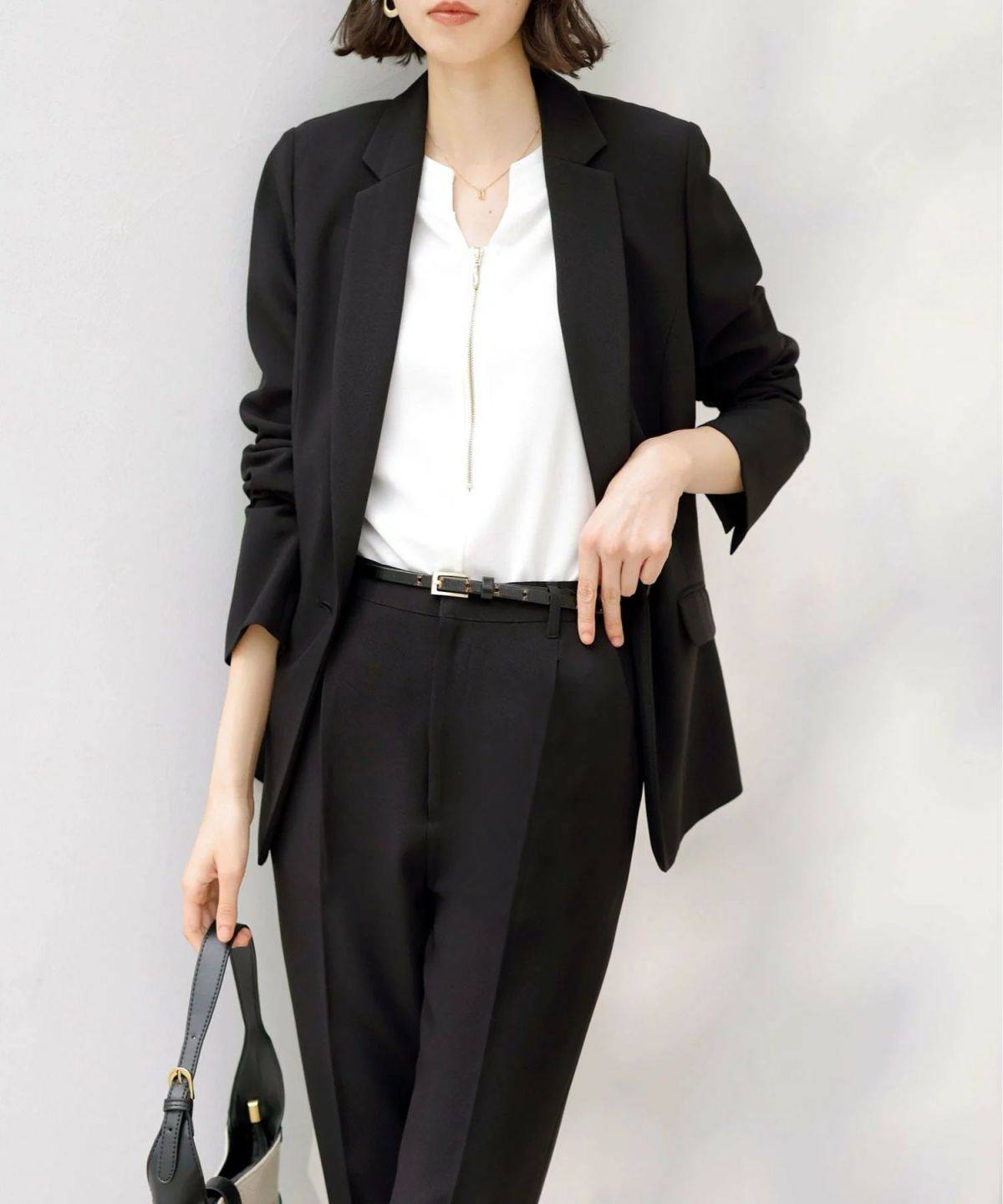 GeeRA 【２点セット】洗えて型くずれしないテーパードパンツセットスーツ