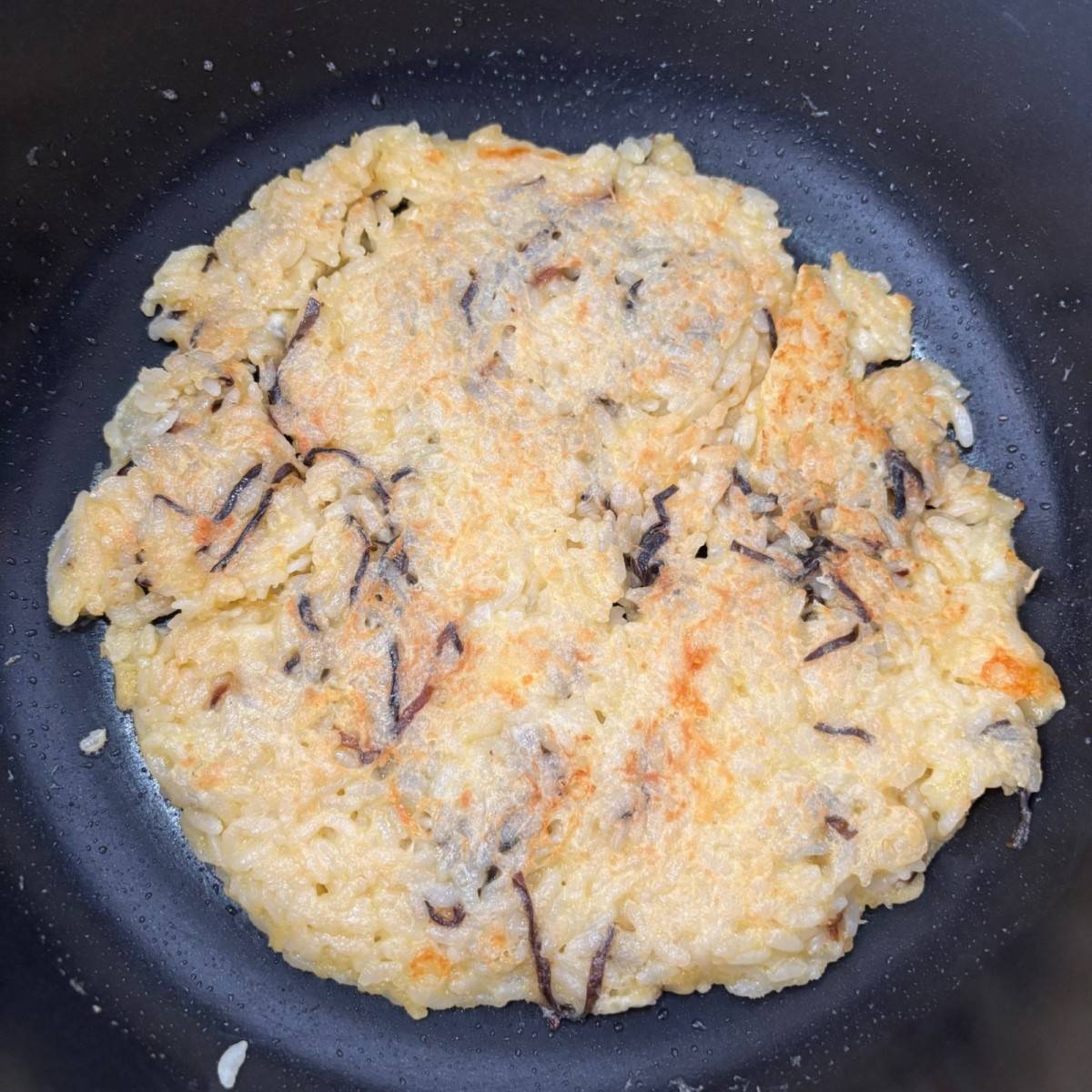 くらこん公式の「塩こんぶでもちもちライスパンケーキ」のレシピ