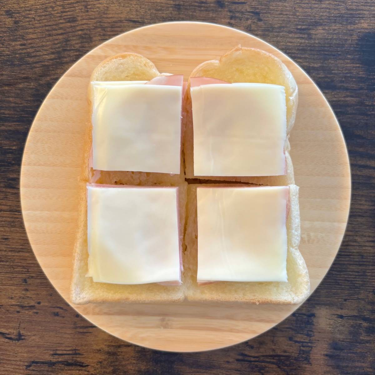 ヤマザキ公式の「チーズシュガートースト」のレシピ