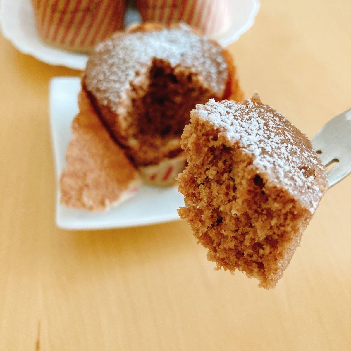 森永公式の「チョコレートカップケーキ」のレシピ