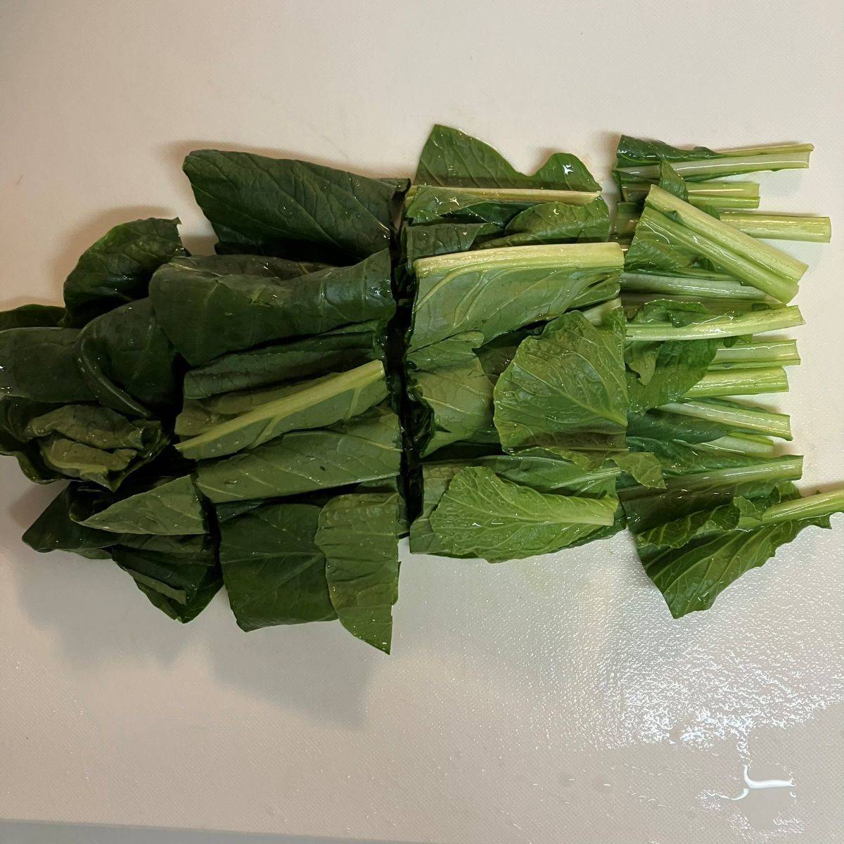 マ・マー公式の「パパッと簡単！小松菜とちりめんじゃこのペペロンチーニ」のレシピ