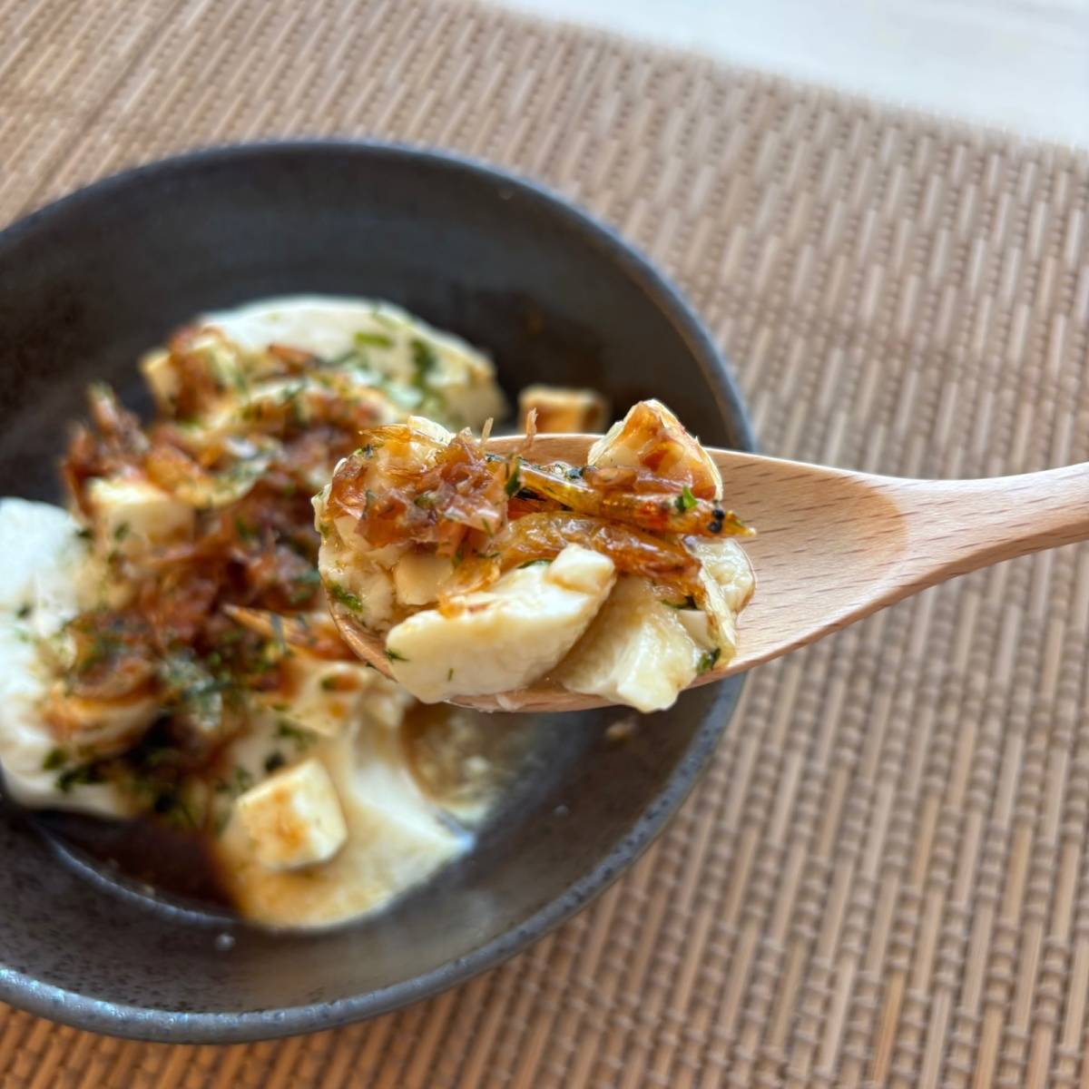 ヤマキ公式の「10分で作れる「おかかと桜えびのチーズ豆腐」」のレシピ