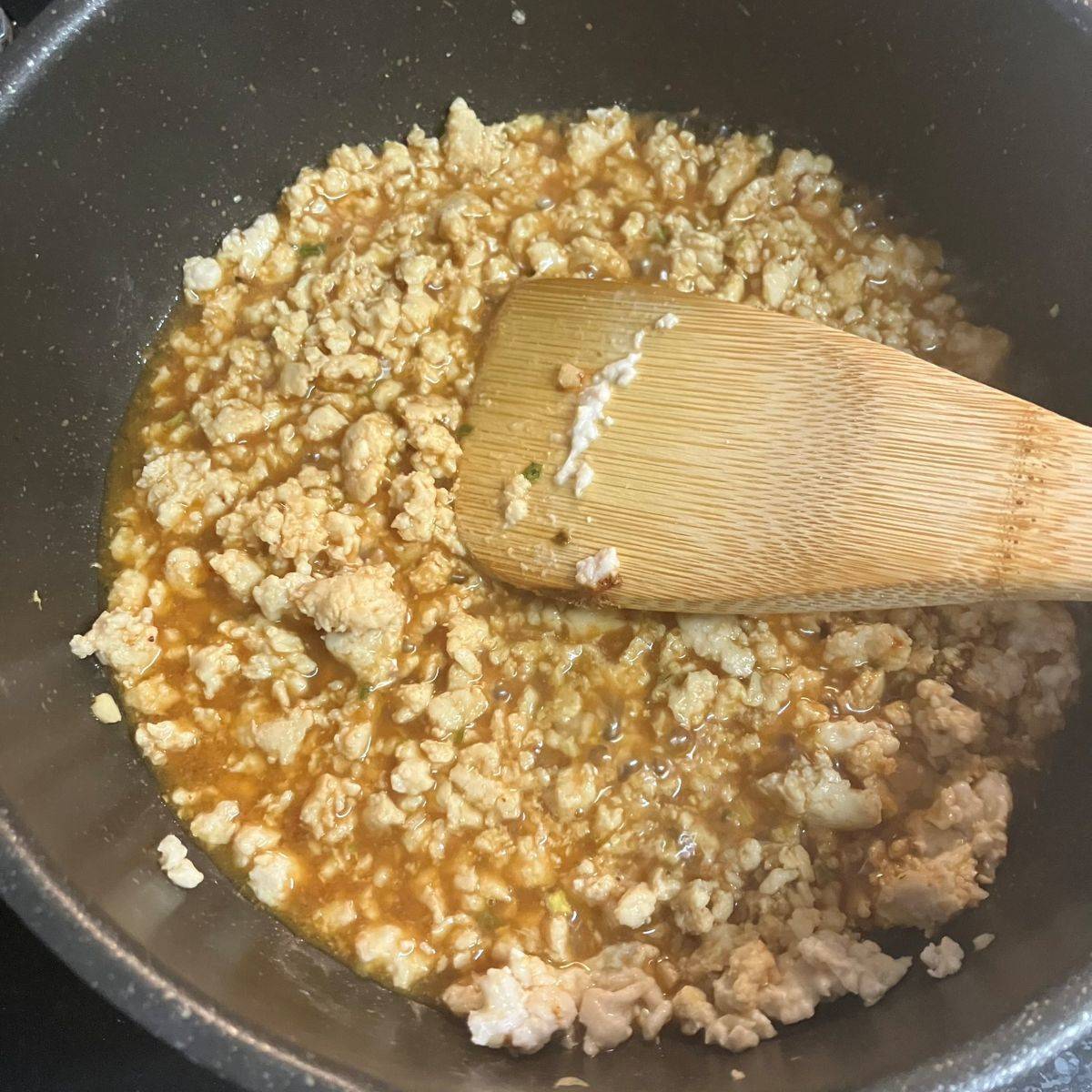 サッポロ一番公式の「味噌そぼろでジャージャー麺風」のレシピ