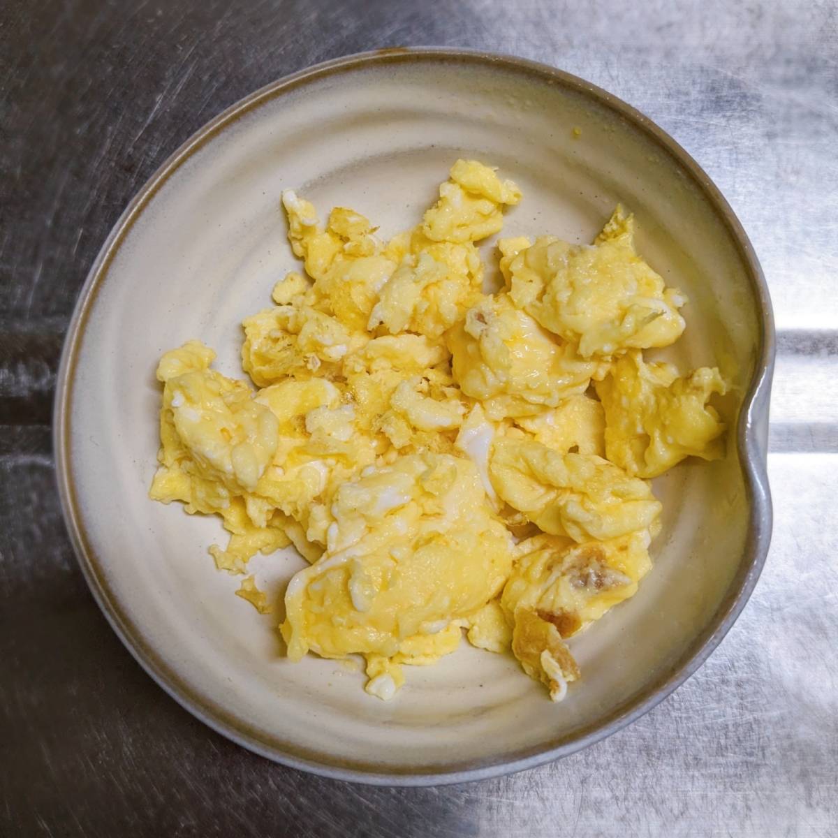 JA全農公式の「お手軽ちくわのかば焼き丼」のレシピ