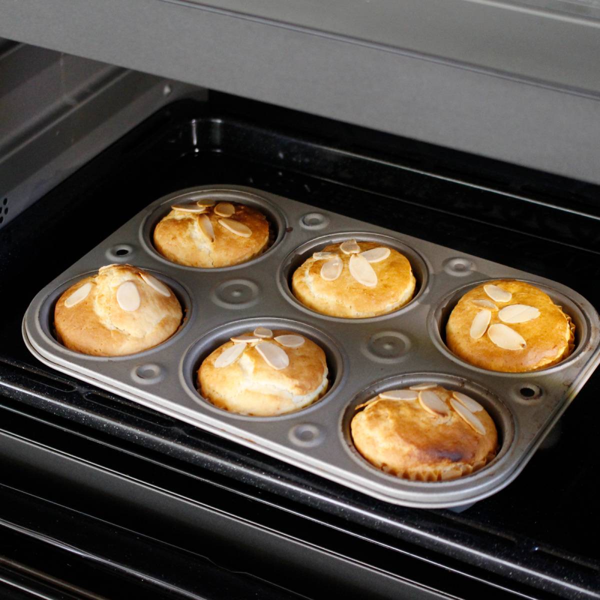 森永公式の「クリームたっぷりトロぺジェンヌ」のレシピ