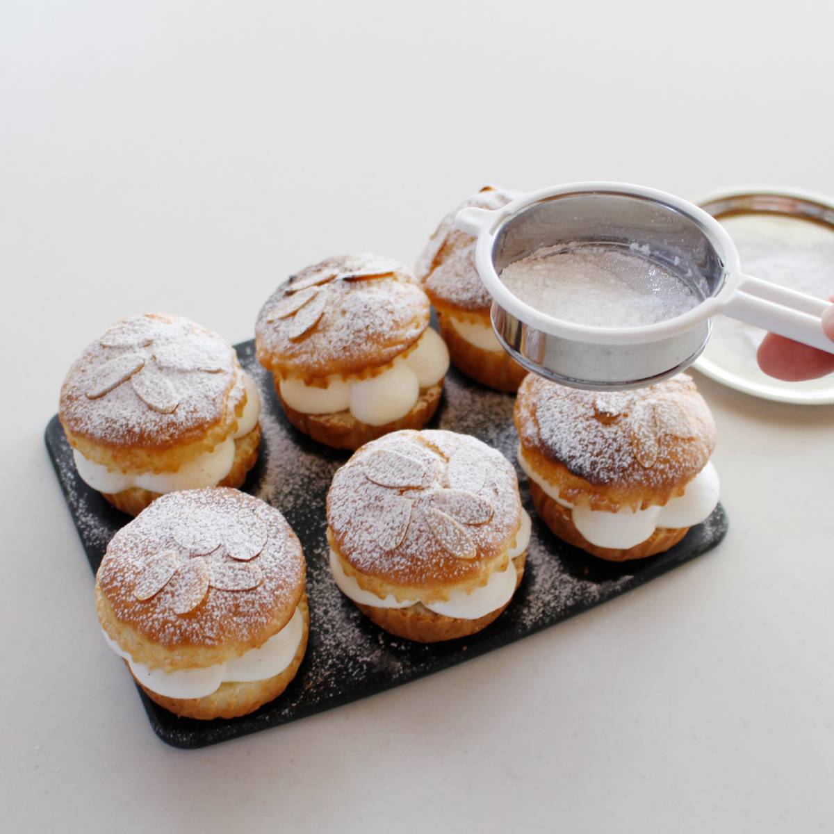 森永公式の「クリームたっぷりトロぺジェンヌ」のレシピ