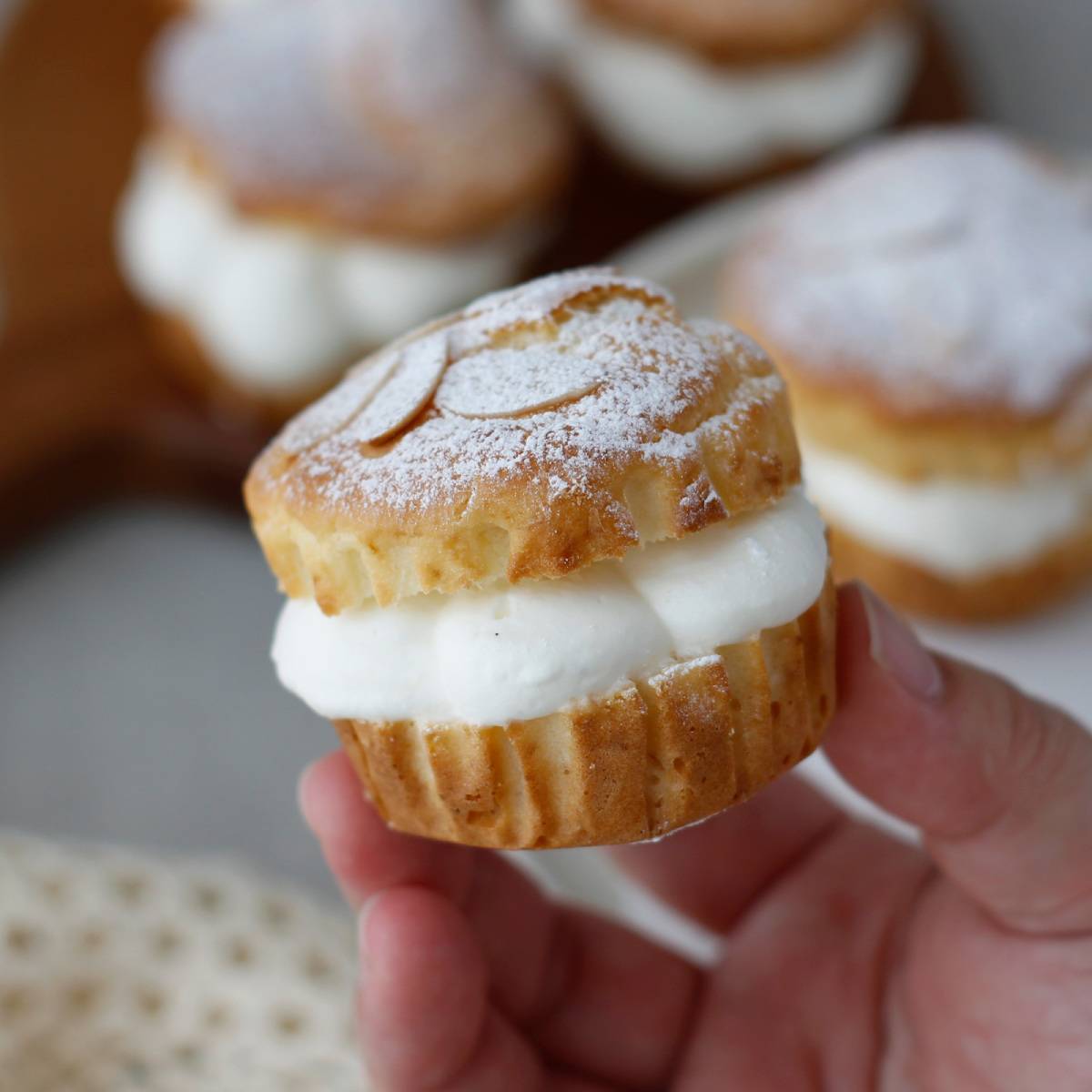 森永公式の「クリームたっぷりトロぺジェンヌ」のレシピ