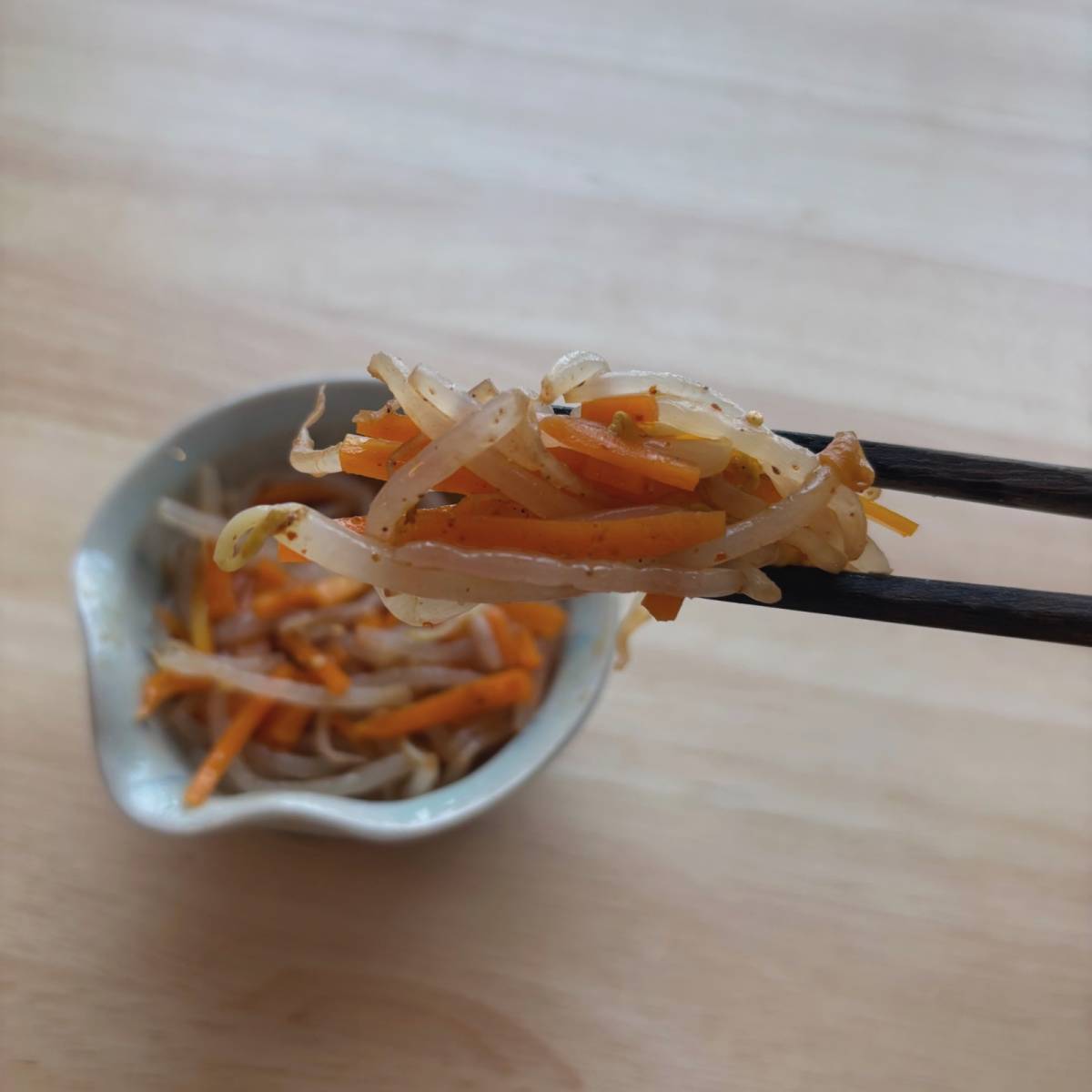 JAグループ公式の「もやし人参のナムル」のレシピ