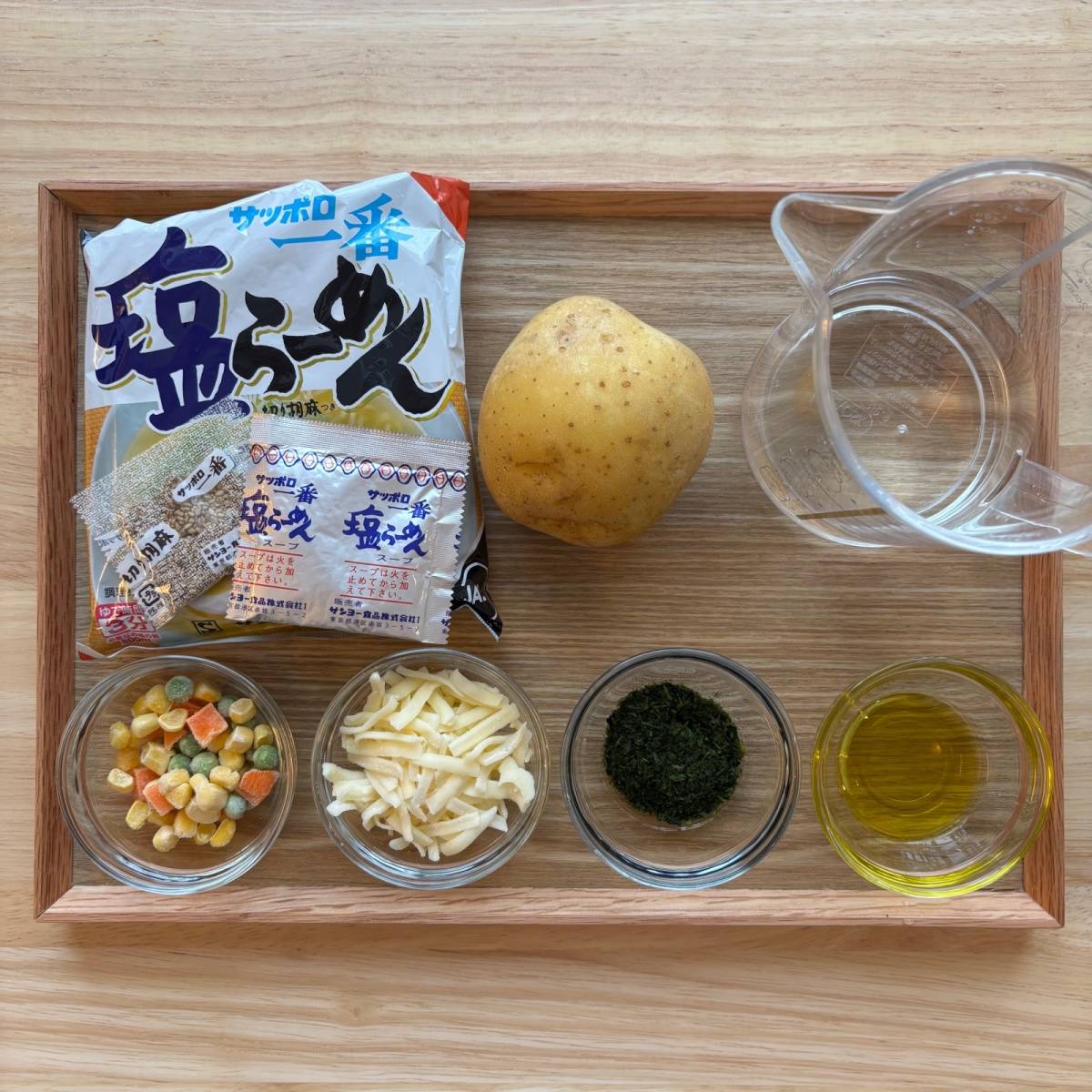 サッポロ一番公式の「塩らーめんとじゃがいものガレット」のレシピ