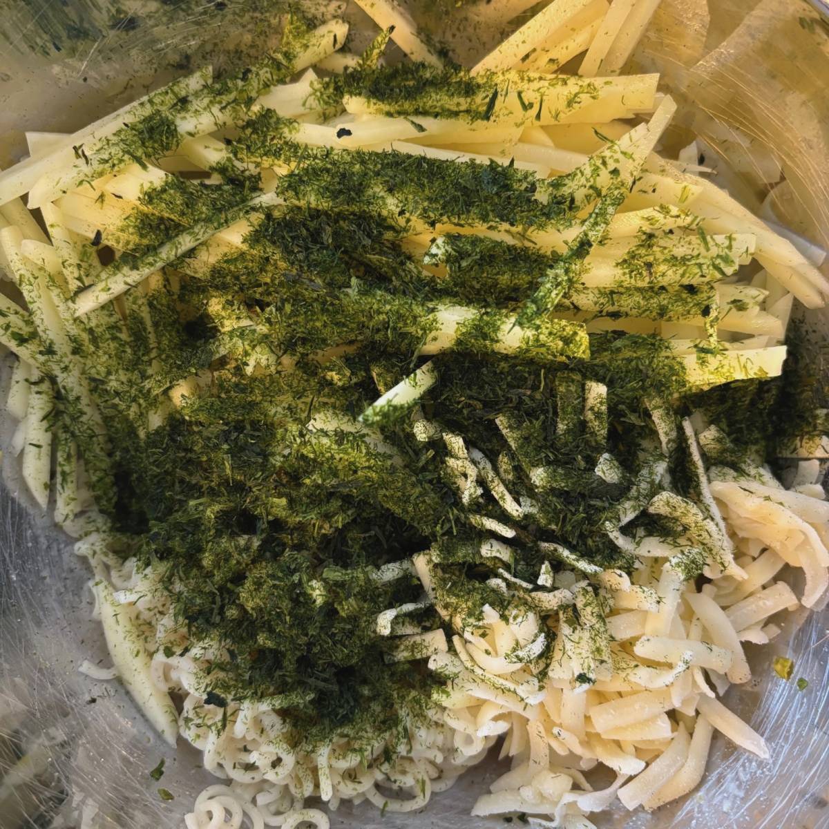 サッポロ一番公式の「塩らーめんとじゃがいものガレット」のレシピ