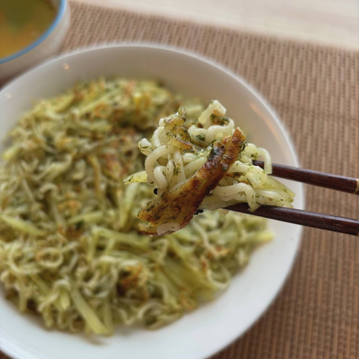 サッポロ一番公式の「塩らーめんとじゃがいものガレット」のレシピ