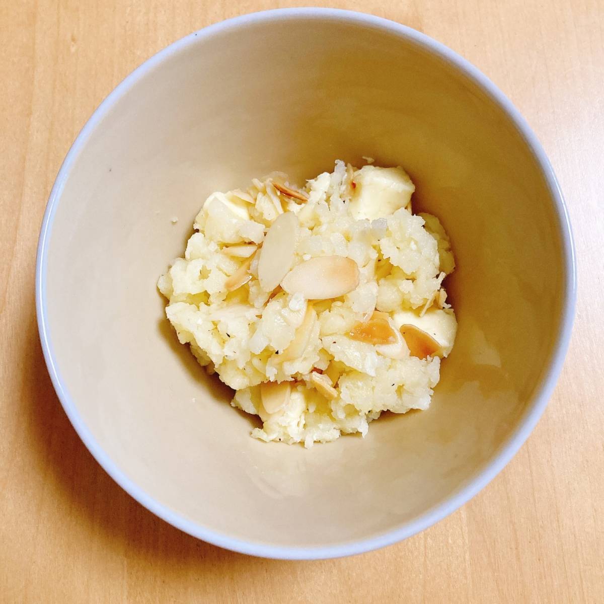 JAグループ公式の「ジャガイモのミックスナッツクリチサラダ」のレシピ	