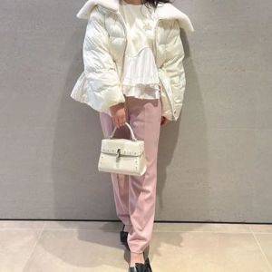 「着た瞬間に暖かい」「着膨れしない」買って大正解の【ダウン】3選