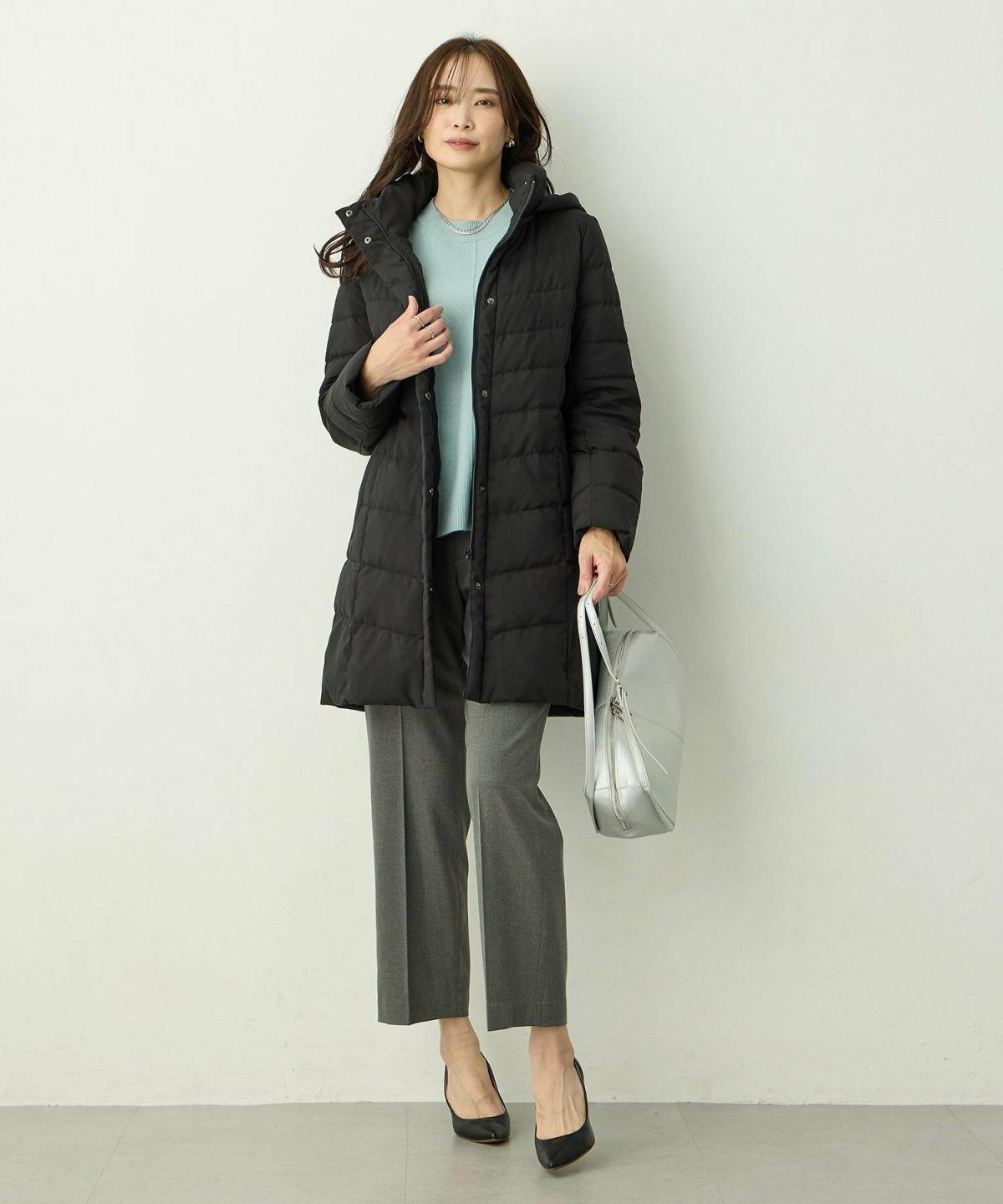 黒ダウンコーデ