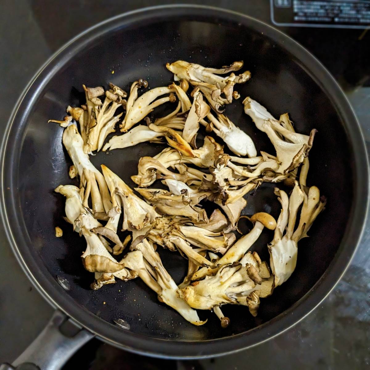 ヤマキ公式の「きのこの焼きびたし」のレシピ