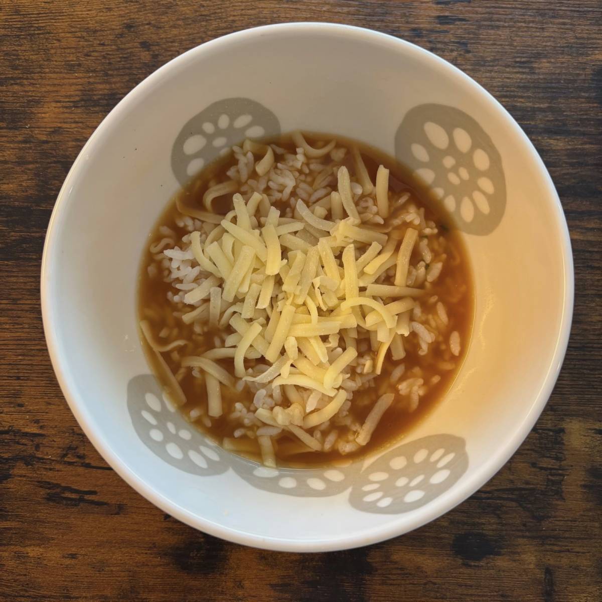 サッポロ一番公式の「サッポロ一番deチーズリゾット」のレシピ