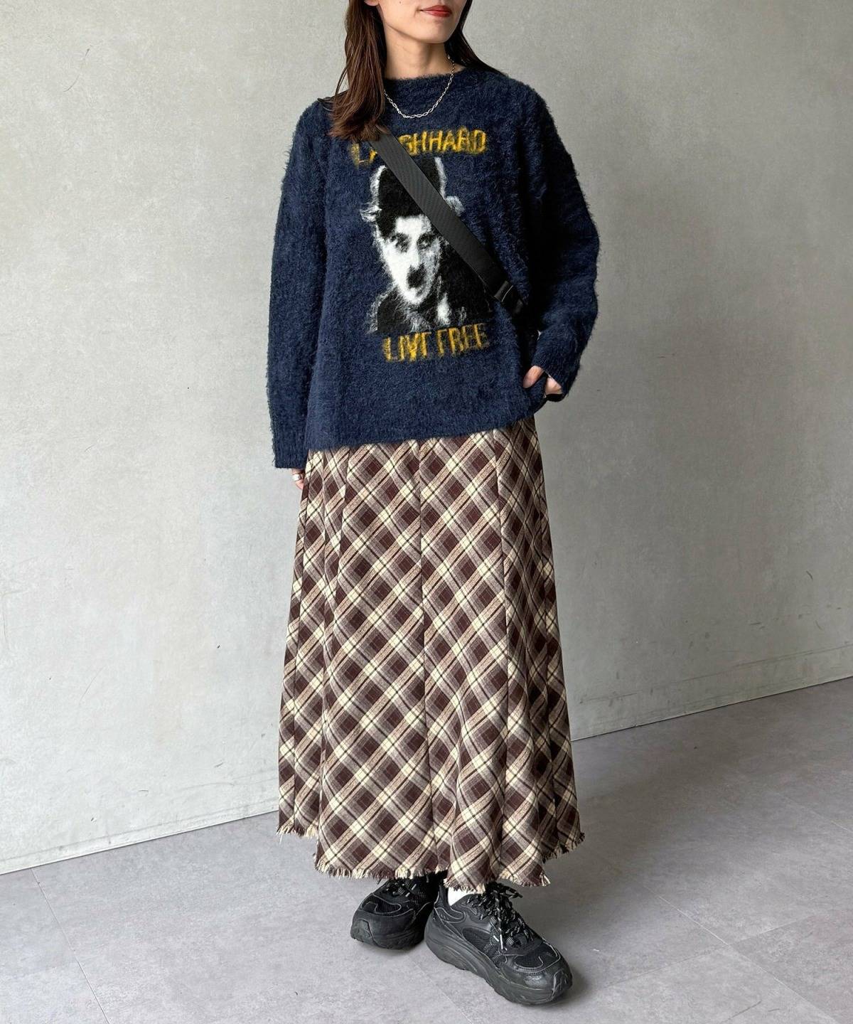 チェックスカートコーデ