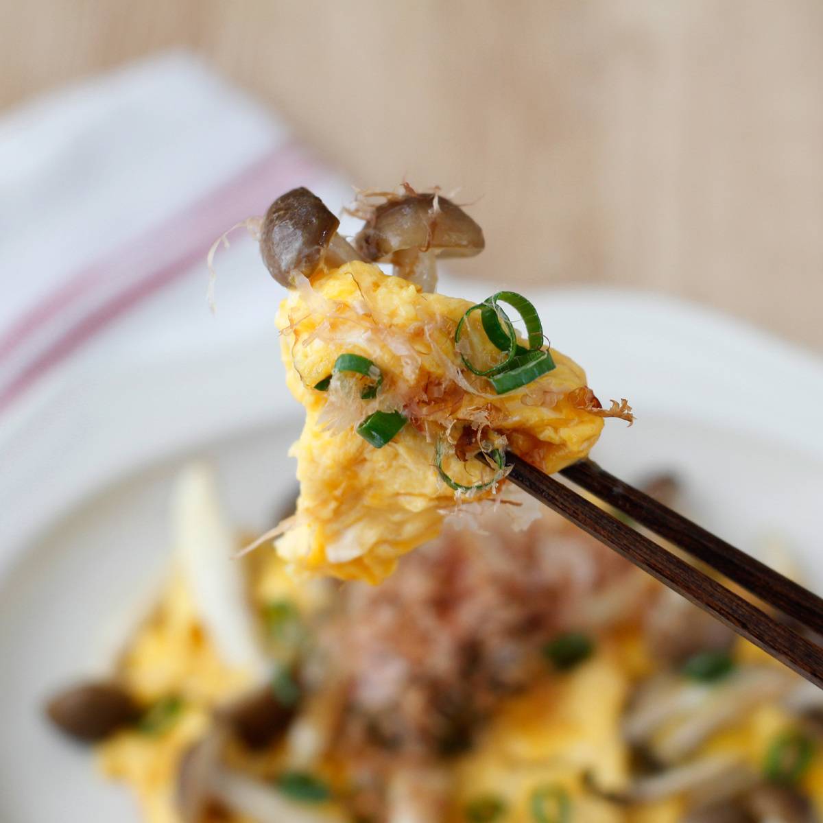 ヤマキ公式の「朝ごはんに最適！ご飯に合うスクランブルエッグ」のレシピ