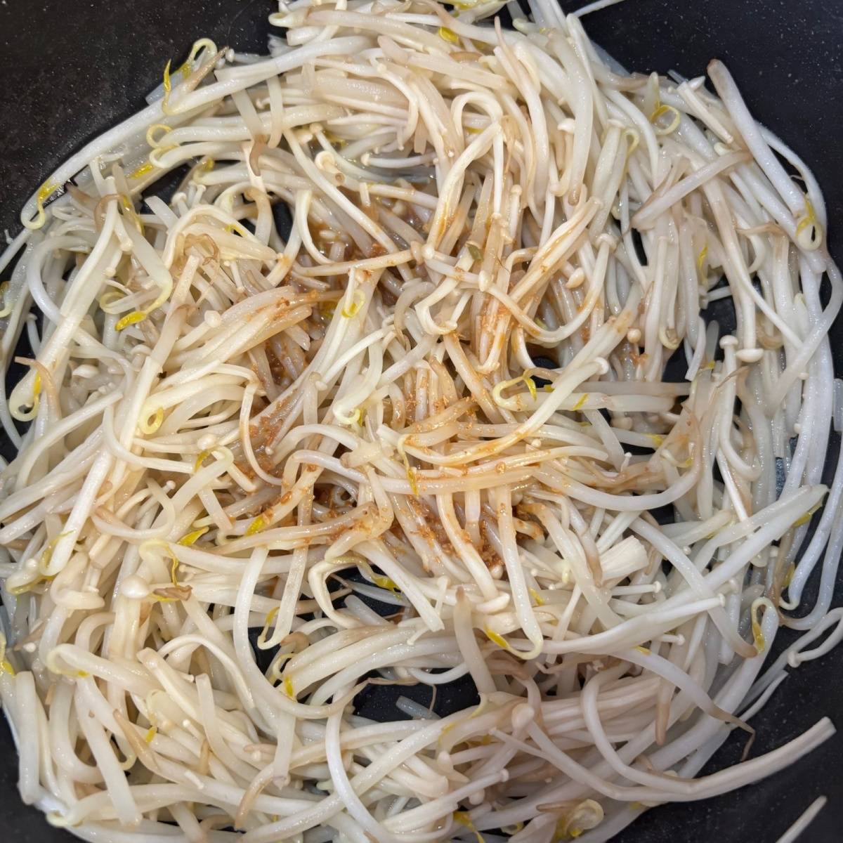 JAグループ公式の「豆もやしの胡麻だれ醤油風味」のレシピ