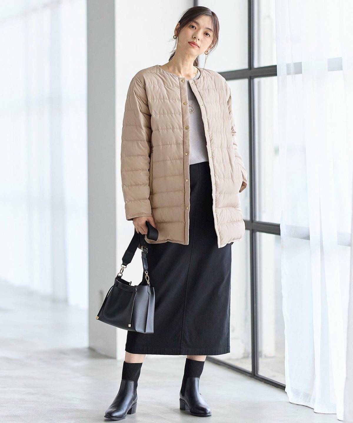 冬の黒タイトスカートコーデ