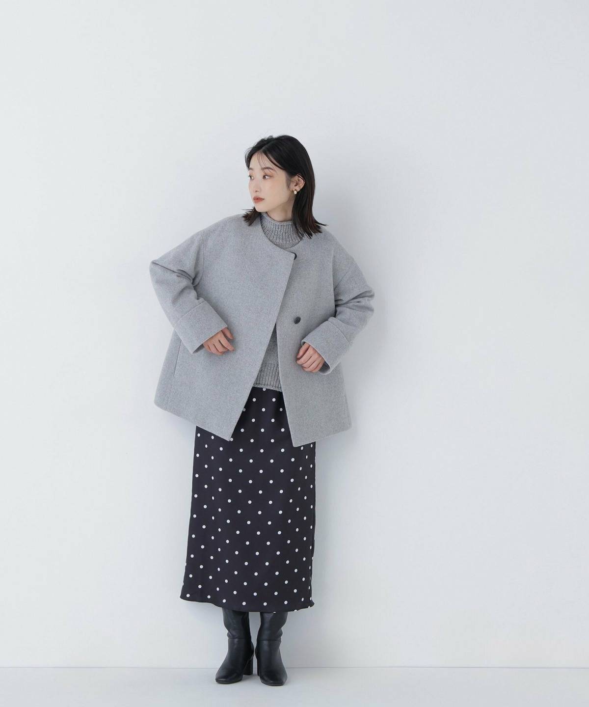 冬の黒タイトスカートコーデ